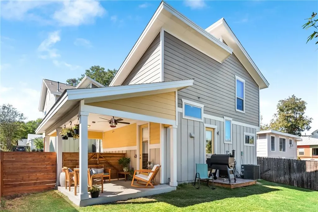 1807 Ulit Avenue Austin TX 78702