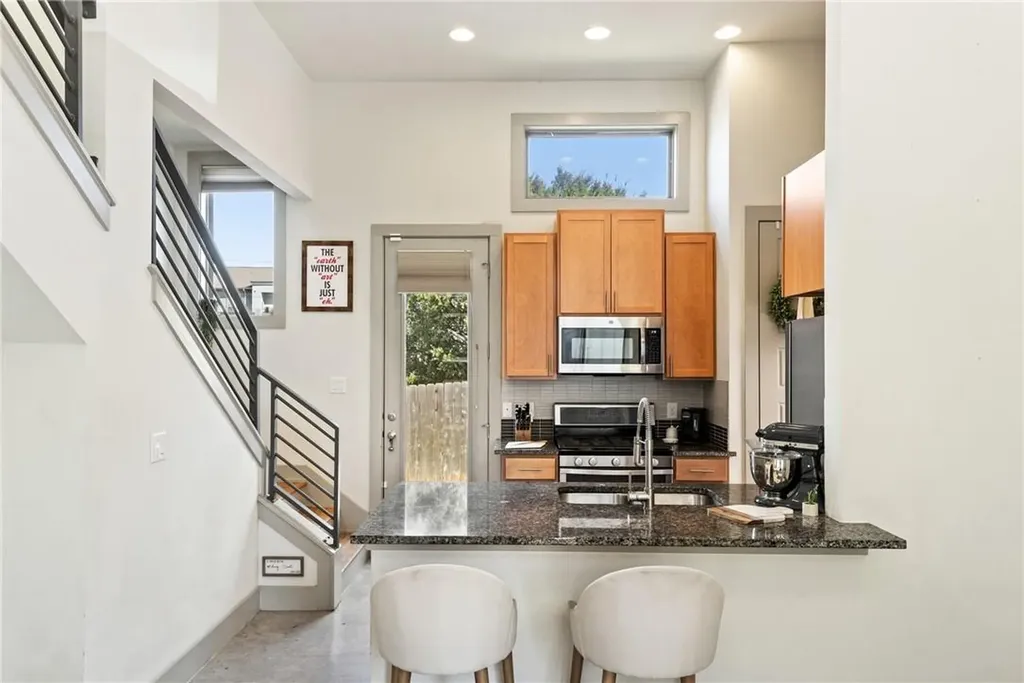 1807 Ulit Avenue Austin TX 78702