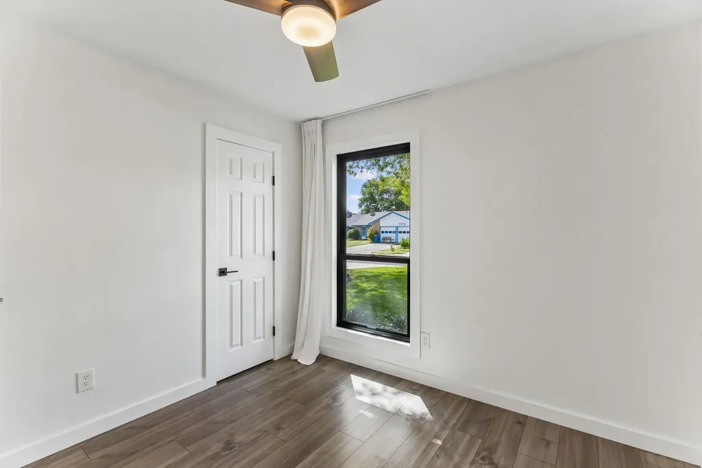 6108 Bridlington Circle Austin TX 78745