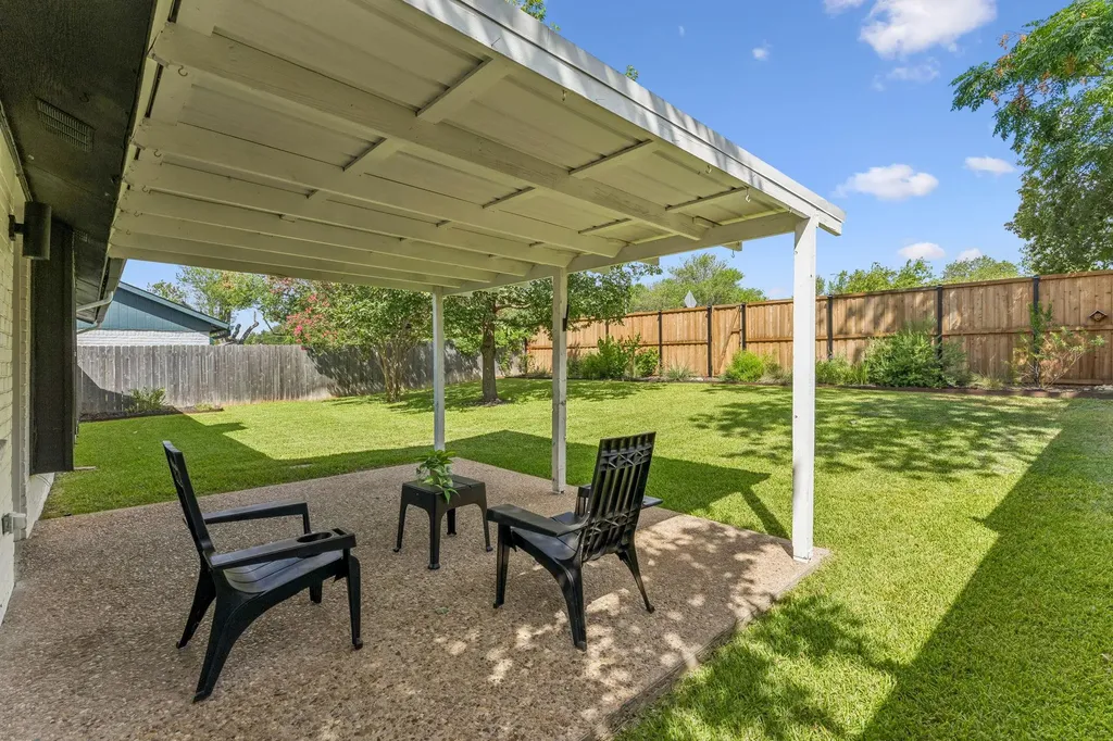 6108 Bridlington Circle Austin TX 78745