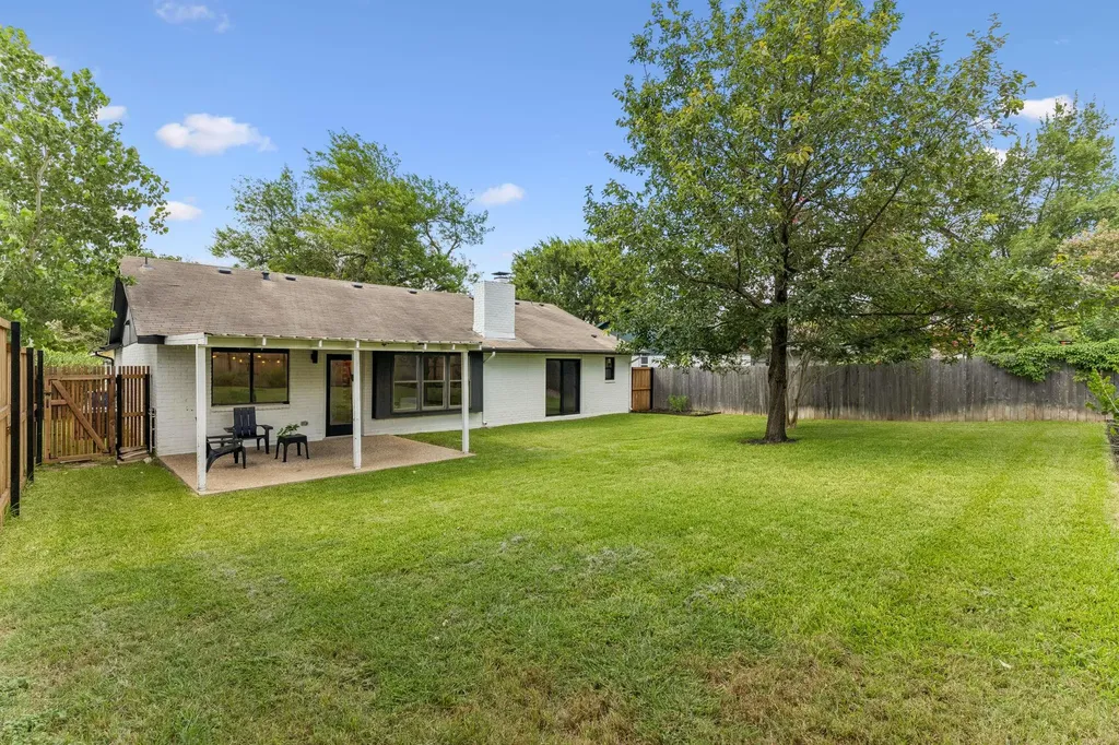 6108 Bridlington Circle Austin TX 78745