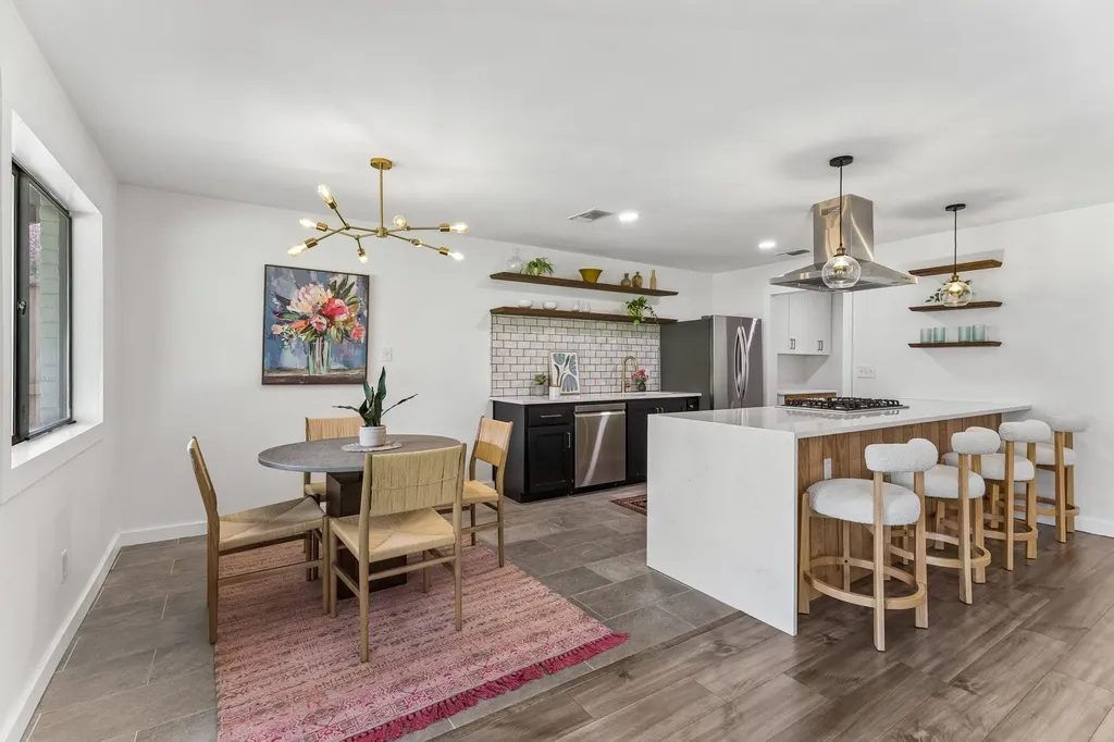 6108 Bridlington Circle Austin TX 78745