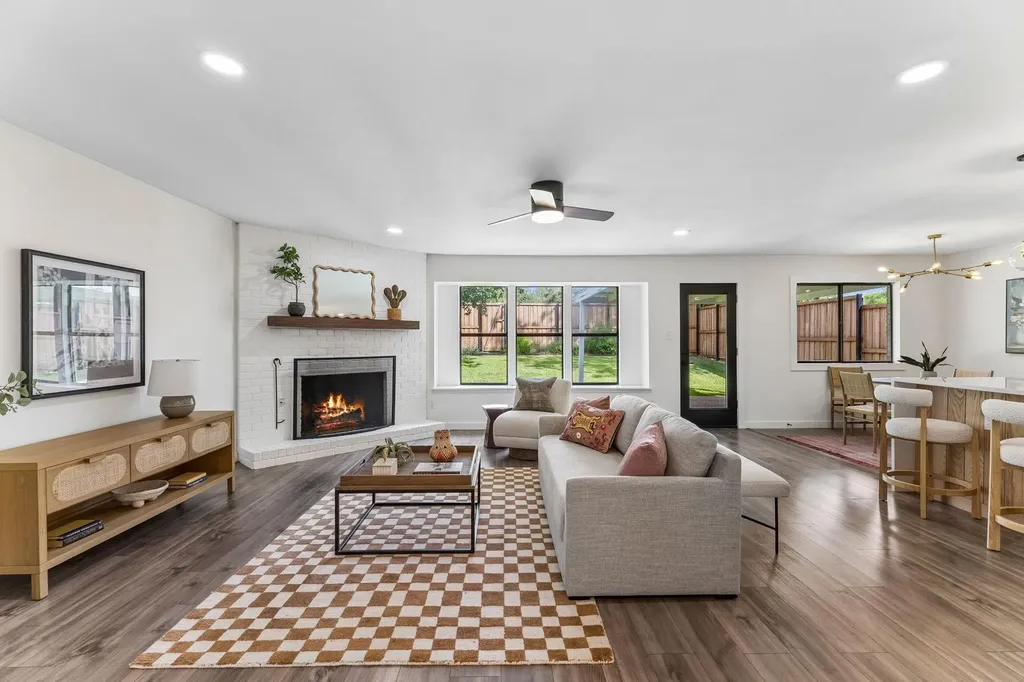 6108 Bridlington Circle Austin TX 78745