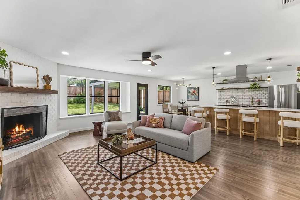 6108 Bridlington Circle Austin TX 78745
