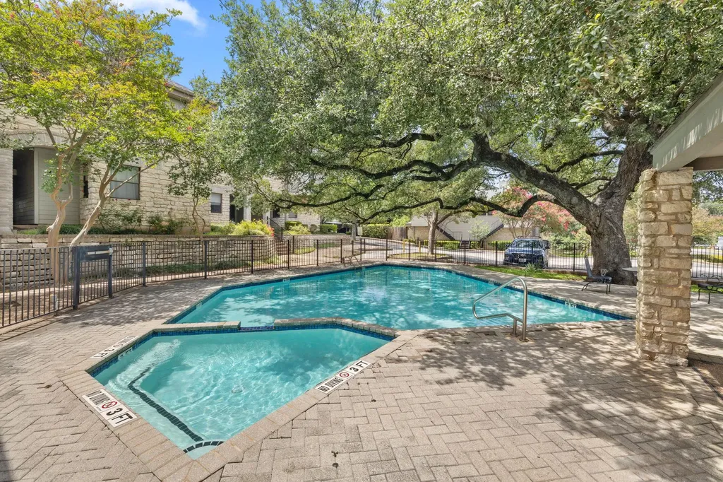 9226 Jollyville Road Austin TX 78759