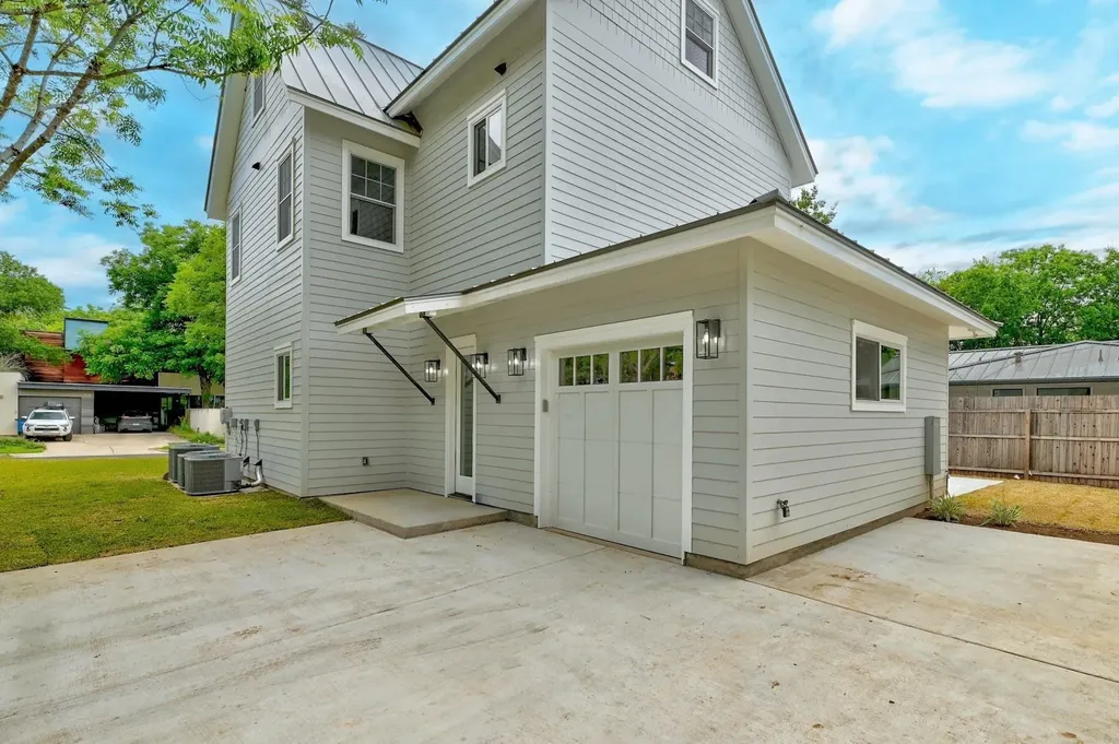 1919 W 38th Street Austin TX 78731