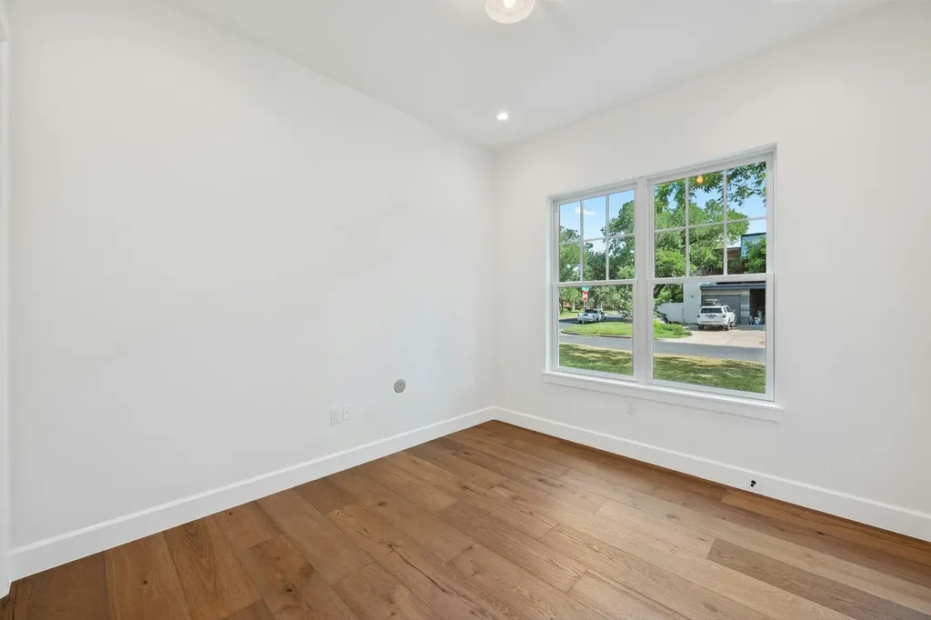 1919 W 38th Street Austin TX 78731