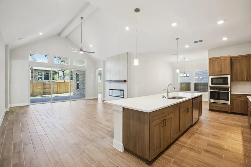 281 Seaside Sparrow Way Kyle TX 78640