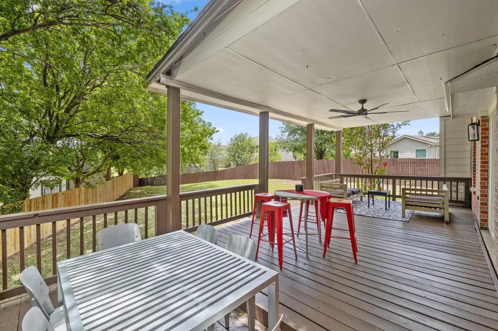 909 Rocking Spur Cove Pflugerville TX 78660