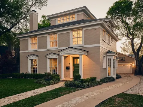 2412 Jarratt Avenue Austin TX 78703