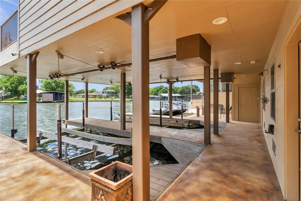 336 Park Lane Sunrise Beach TX 78643