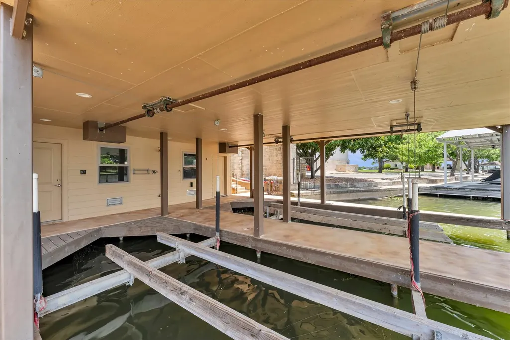 336 Park Lane Sunrise Beach TX 78643