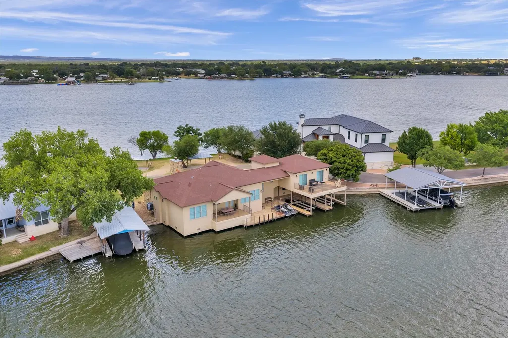 336 Park Lane Sunrise Beach TX 78643