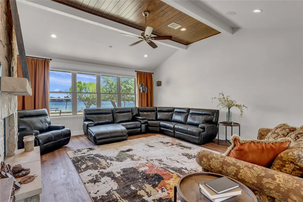 336 Park Lane Sunrise Beach TX 78643