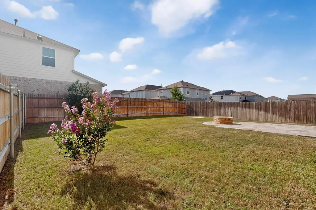 12104 Texana Trail Manor TX 78653