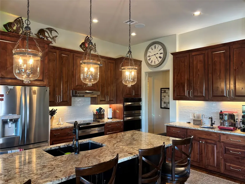 131 Primera Court Kingsland TX 78639