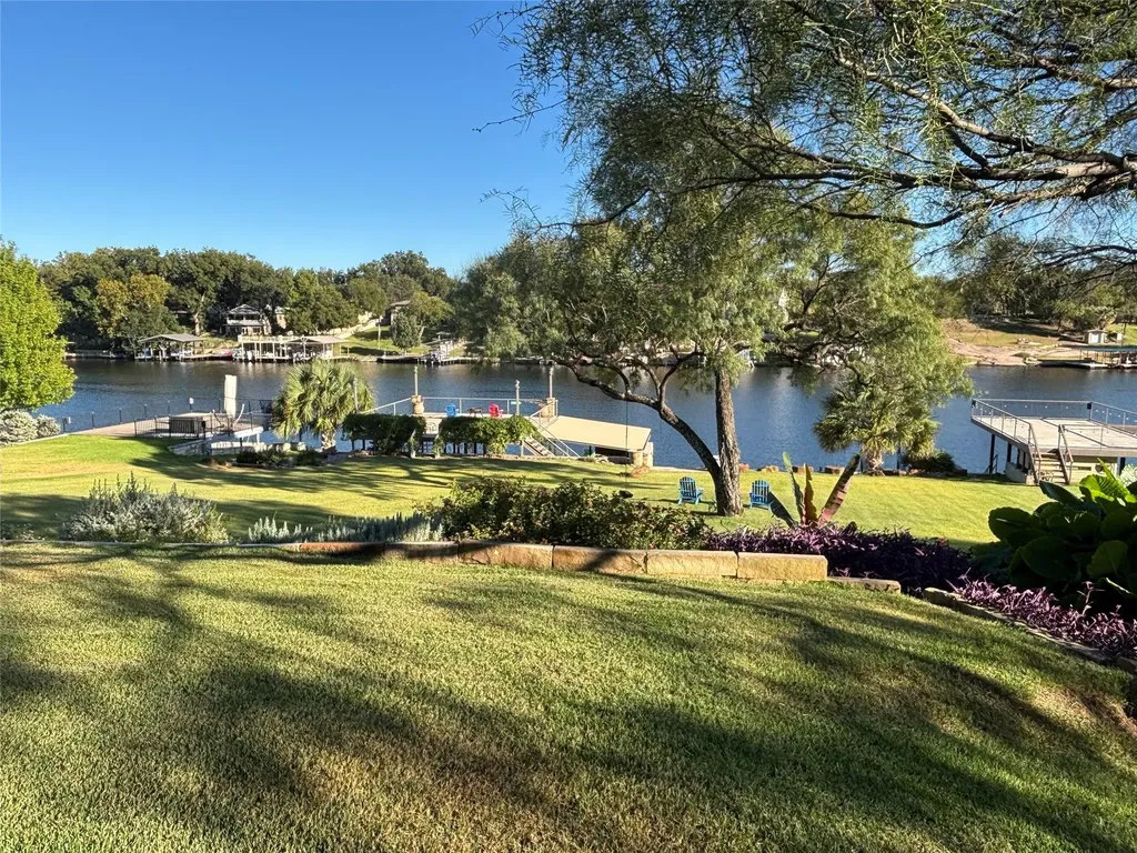 131 Primera Court Kingsland TX 78639