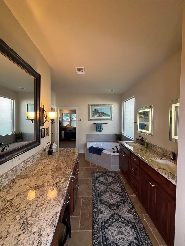 131 Primera Court Kingsland TX 78639