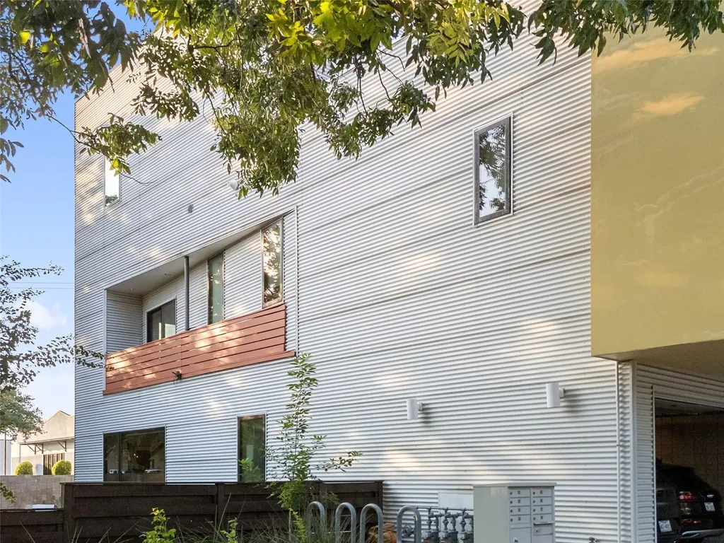 5502 Guadalupe Street Austin TX 78751
