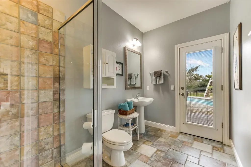 300 Valley Oak Drive Dripping Springs TX 78620