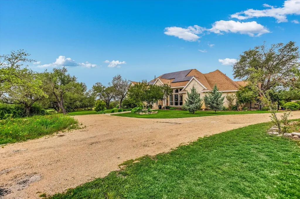 300 Valley Oak Drive Dripping Springs TX 78620