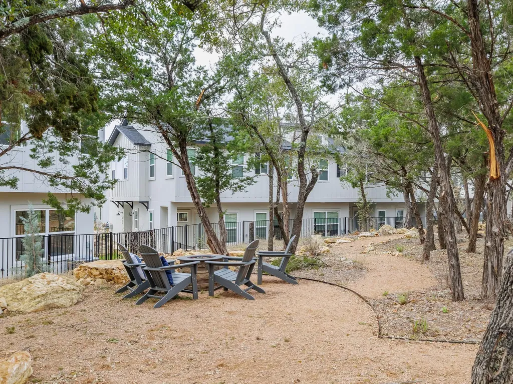 12001 Vista Parke Drive Austin TX 78726