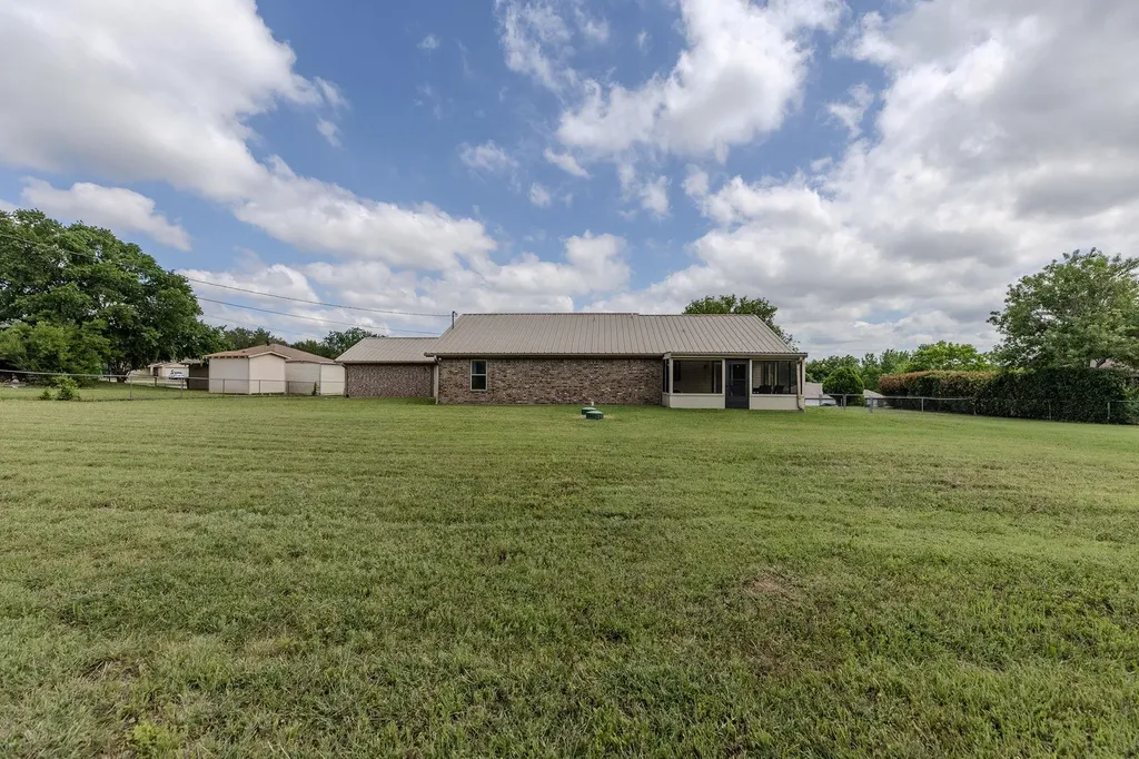 199 County Road 4933 Kempner TX 76539