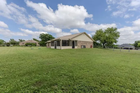 199 County Road 4933 Kempner TX 76539