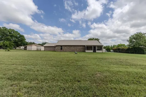 199 County Road 4933 Kempner TX 76539