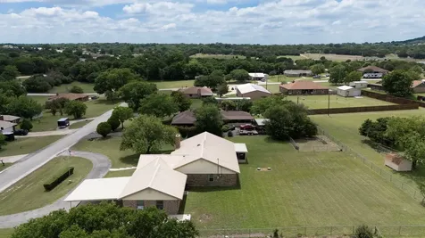 199 County Road 4933 Kempner TX 76539