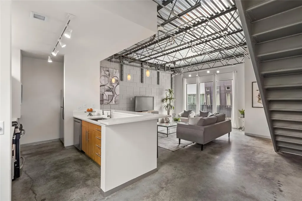 4801 S Congress Avenue Austin TX 78745