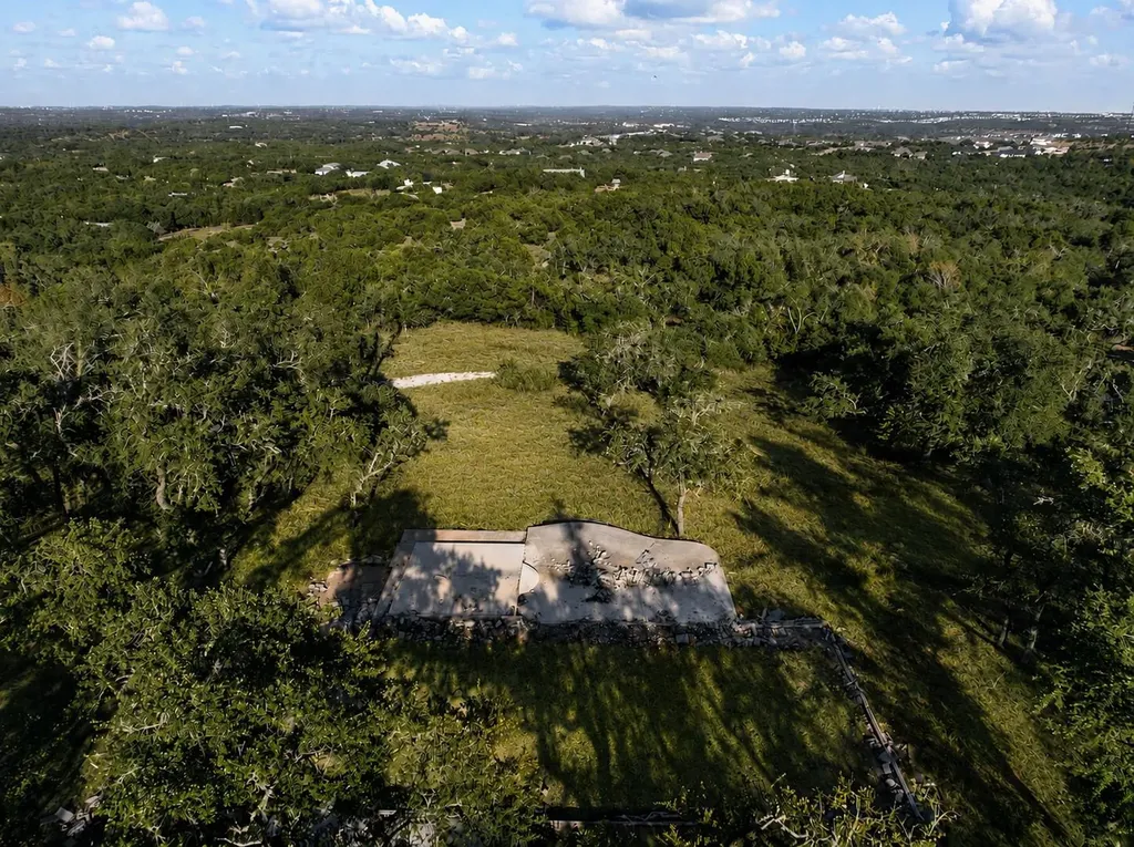 520 Harmon Hills Cove Dripping Springs TX 78620