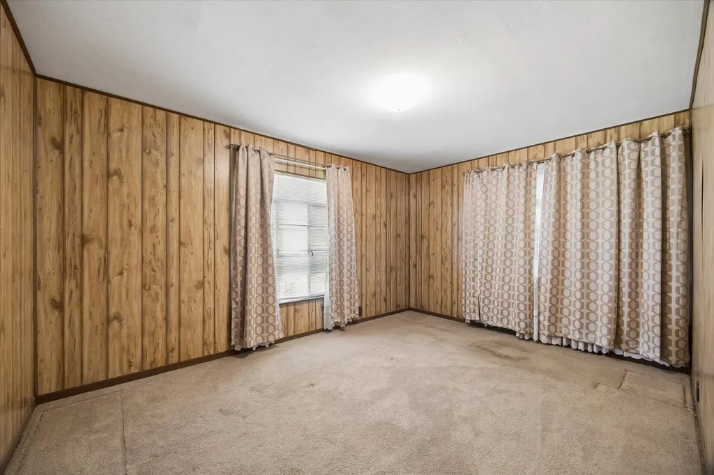 458 Basswood Drive San Antonio TX 78213