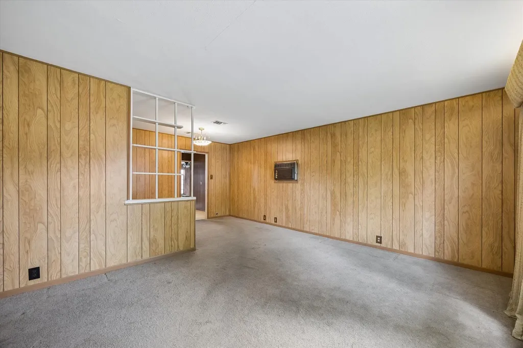 458 Basswood Drive San Antonio TX 78213
