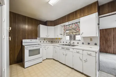 458 Basswood Drive San Antonio TX 78213
