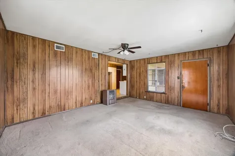 458 Basswood Drive San Antonio TX 78213