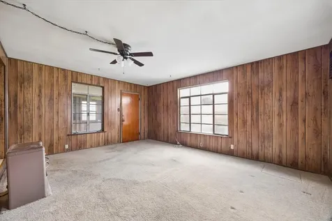 458 Basswood Drive San Antonio TX 78213