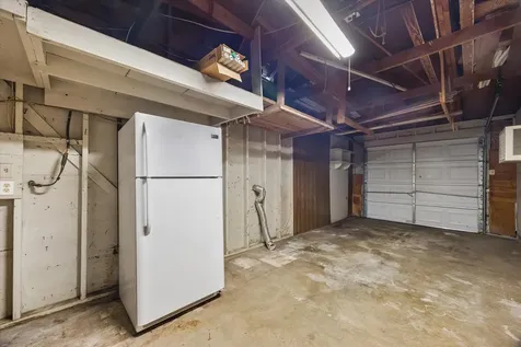 458 Basswood Drive San Antonio TX 78213