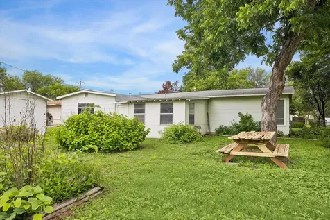 458 Basswood Drive San Antonio TX 78213