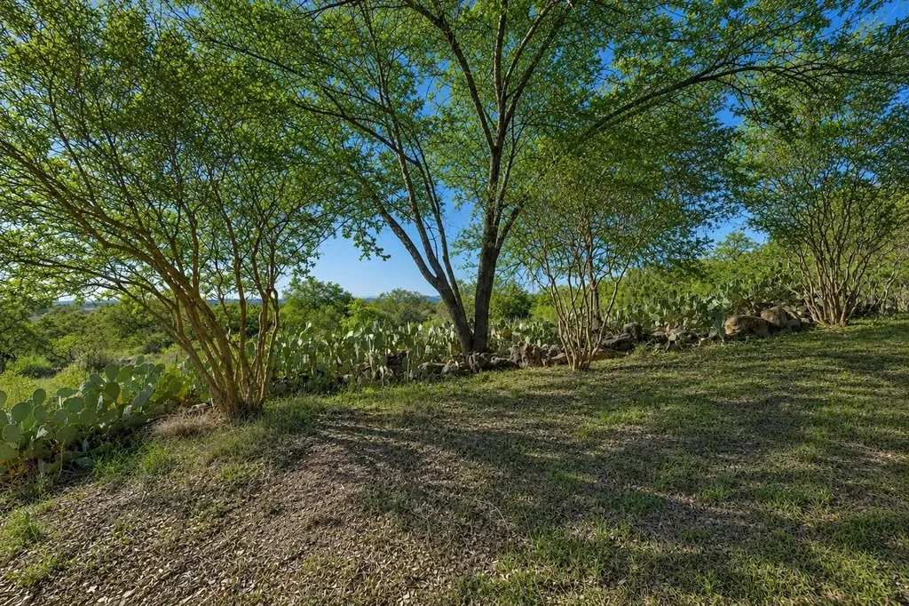 330 Juniper Trail Kingsland TX 78639