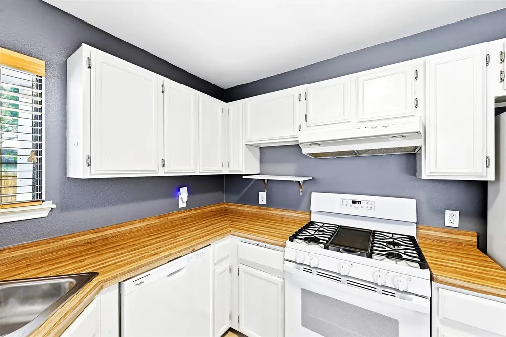 8401 Siskin Cove Austin TX 78745