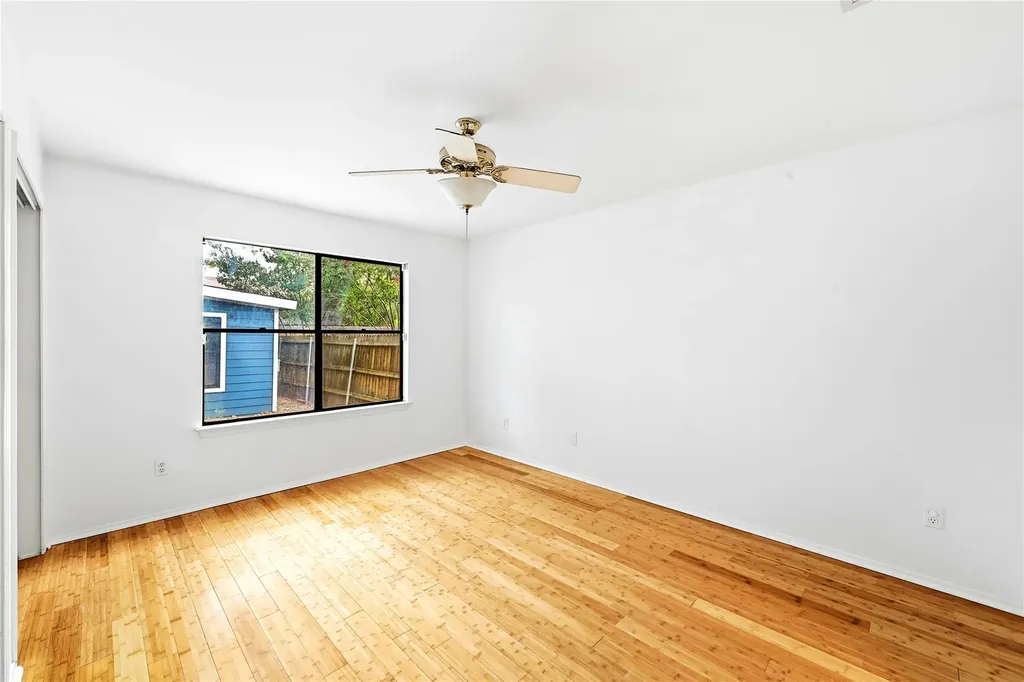 8401 Siskin Cove Austin TX 78745