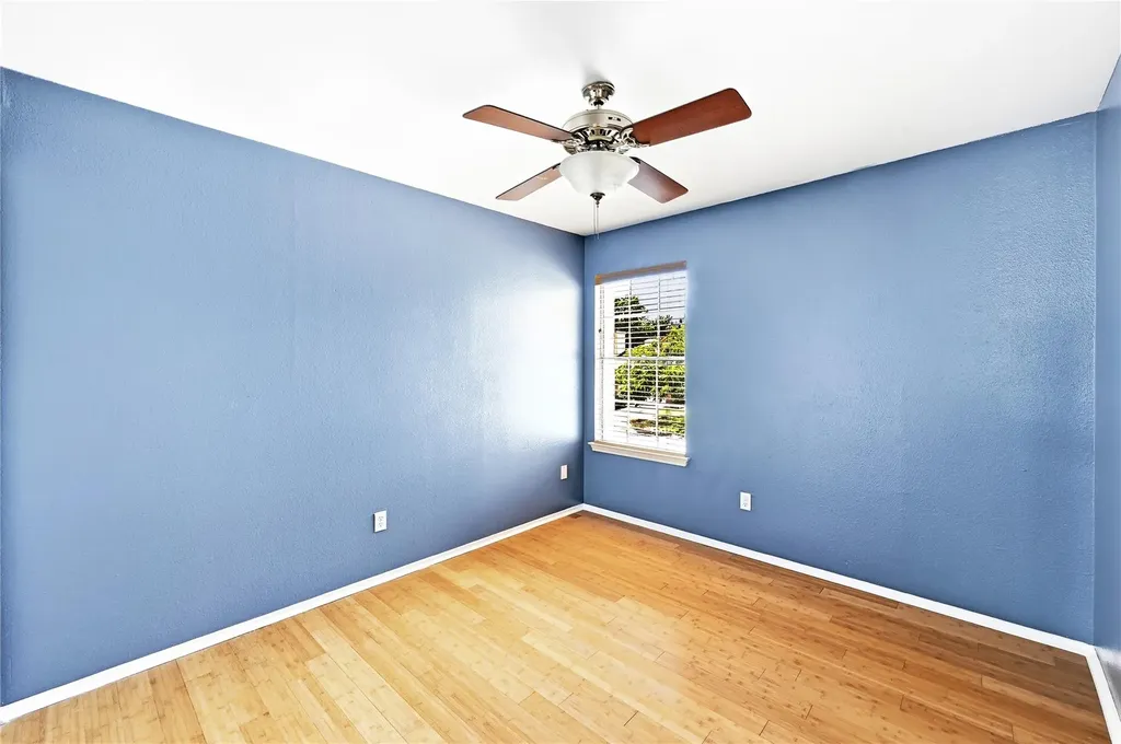 8401 Siskin Cove Austin TX 78745