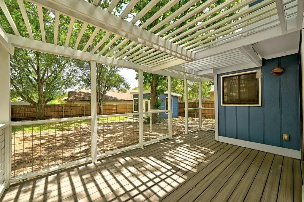 8401 Siskin Cove Austin TX 78745