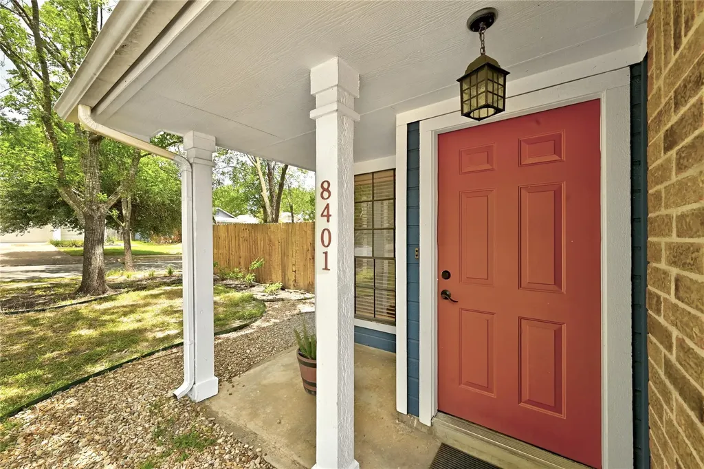 8401 Siskin Cove Austin TX 78745