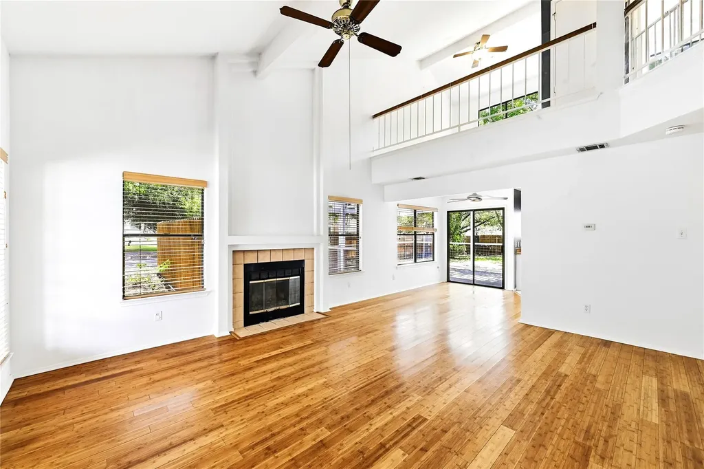 8401 Siskin Cove Austin TX 78745