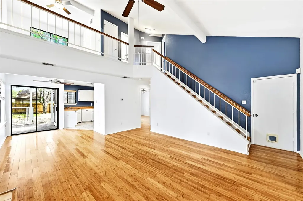 8401 Siskin Cove Austin TX 78745