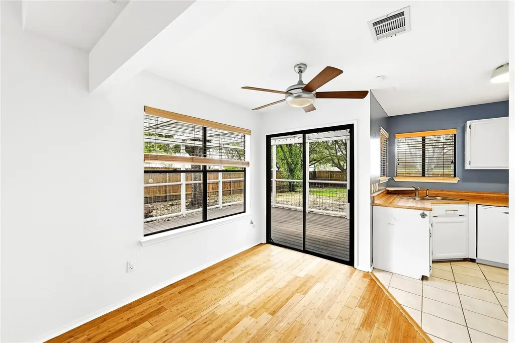 8401 Siskin Cove Austin TX 78745