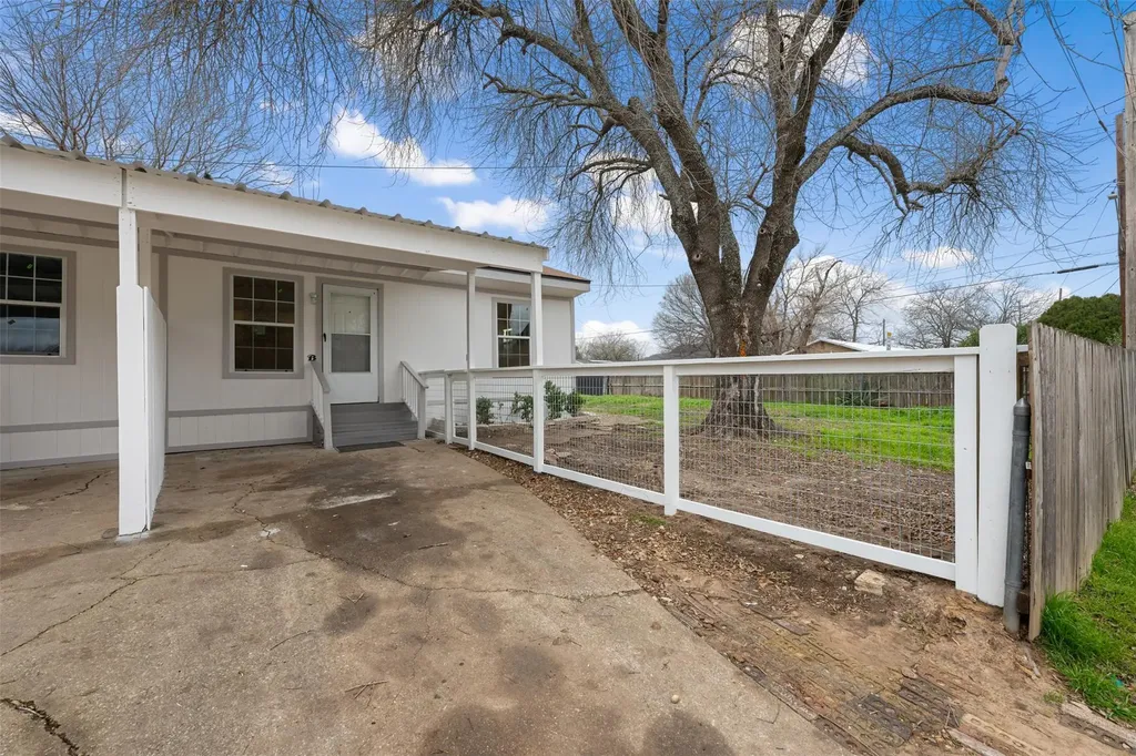 901 Valdez Street Austin TX 78741