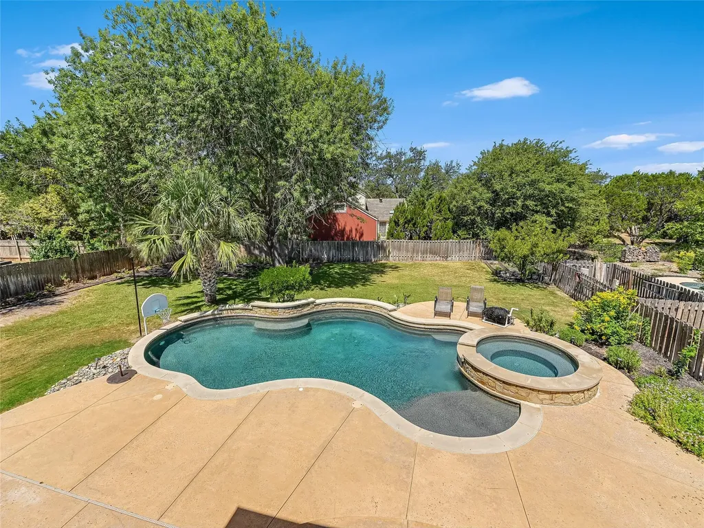 104 Acapulco Court Lakeway TX 78734